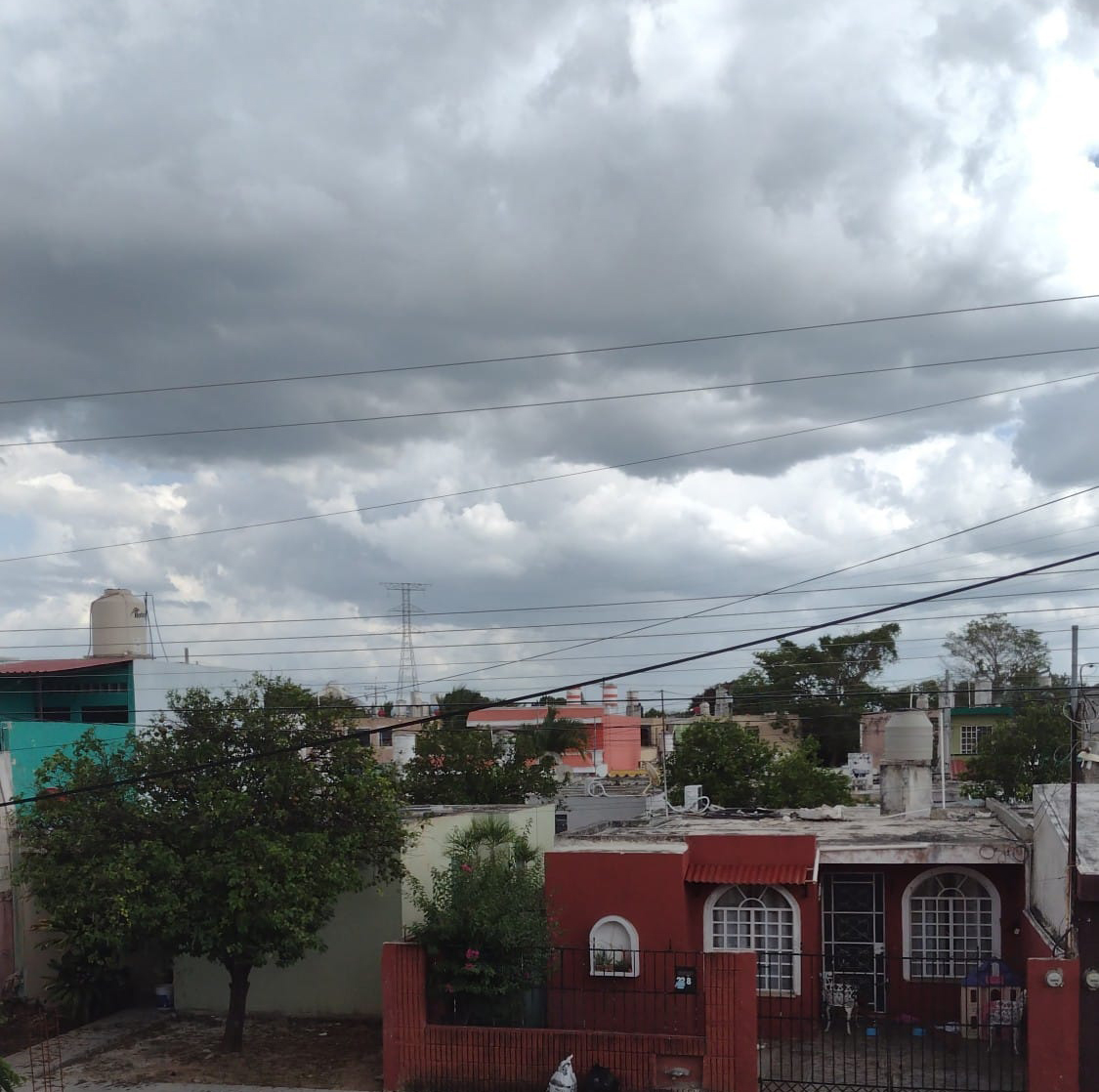 Onda tropical al sur de la Península